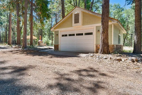 $800,000 | 740 Hideaway Loop, Alta, CA 95701