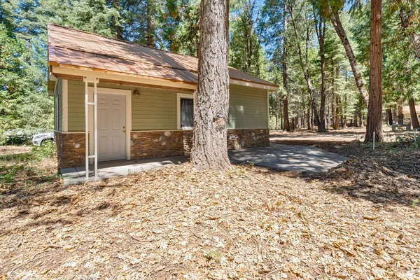 $800,000 | 740 Hideaway Loop, Alta, CA 95701