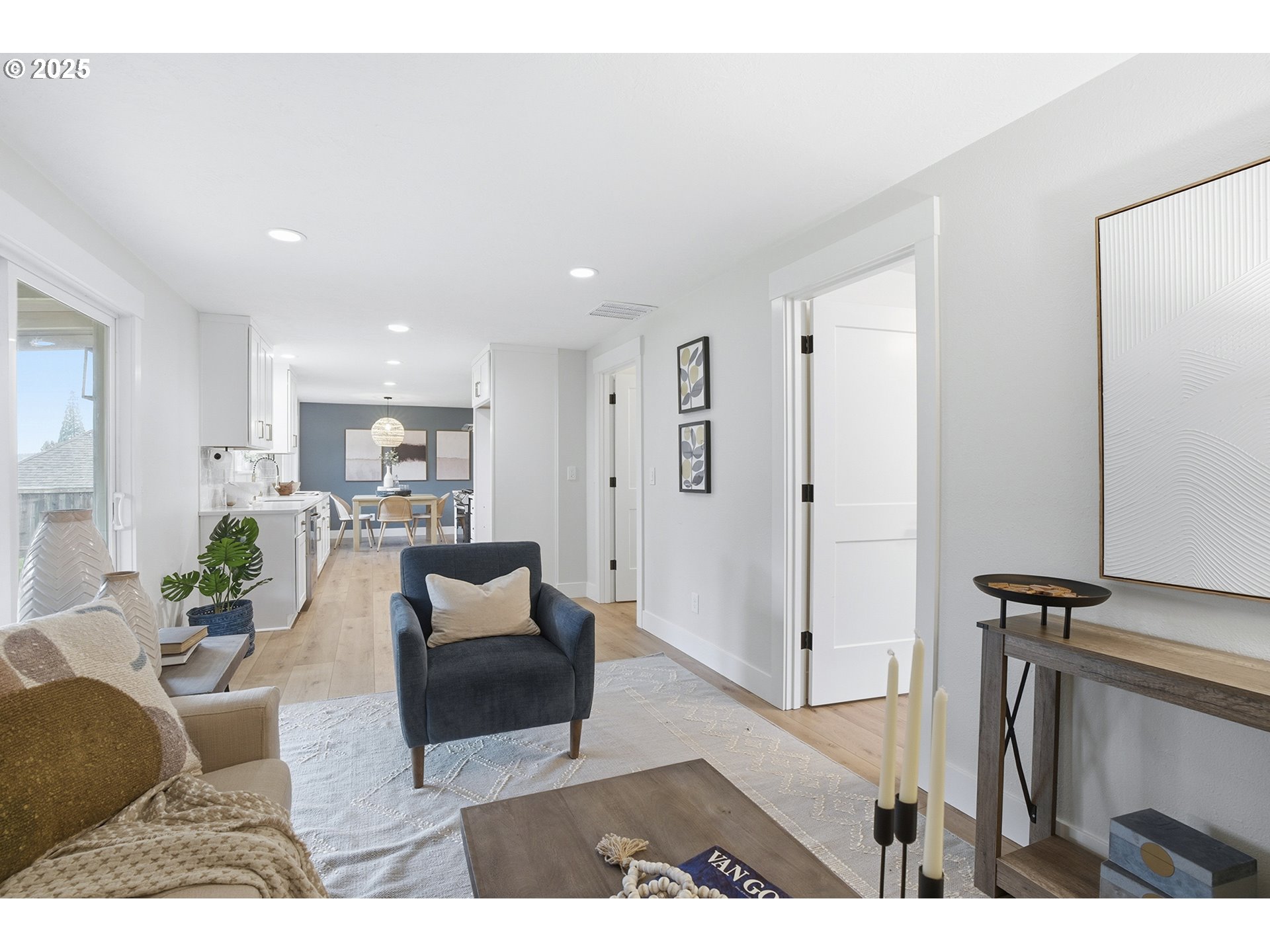 20305 Southwest 86th Avenue Tualatin, OR 97062 - Photo 21 of 43