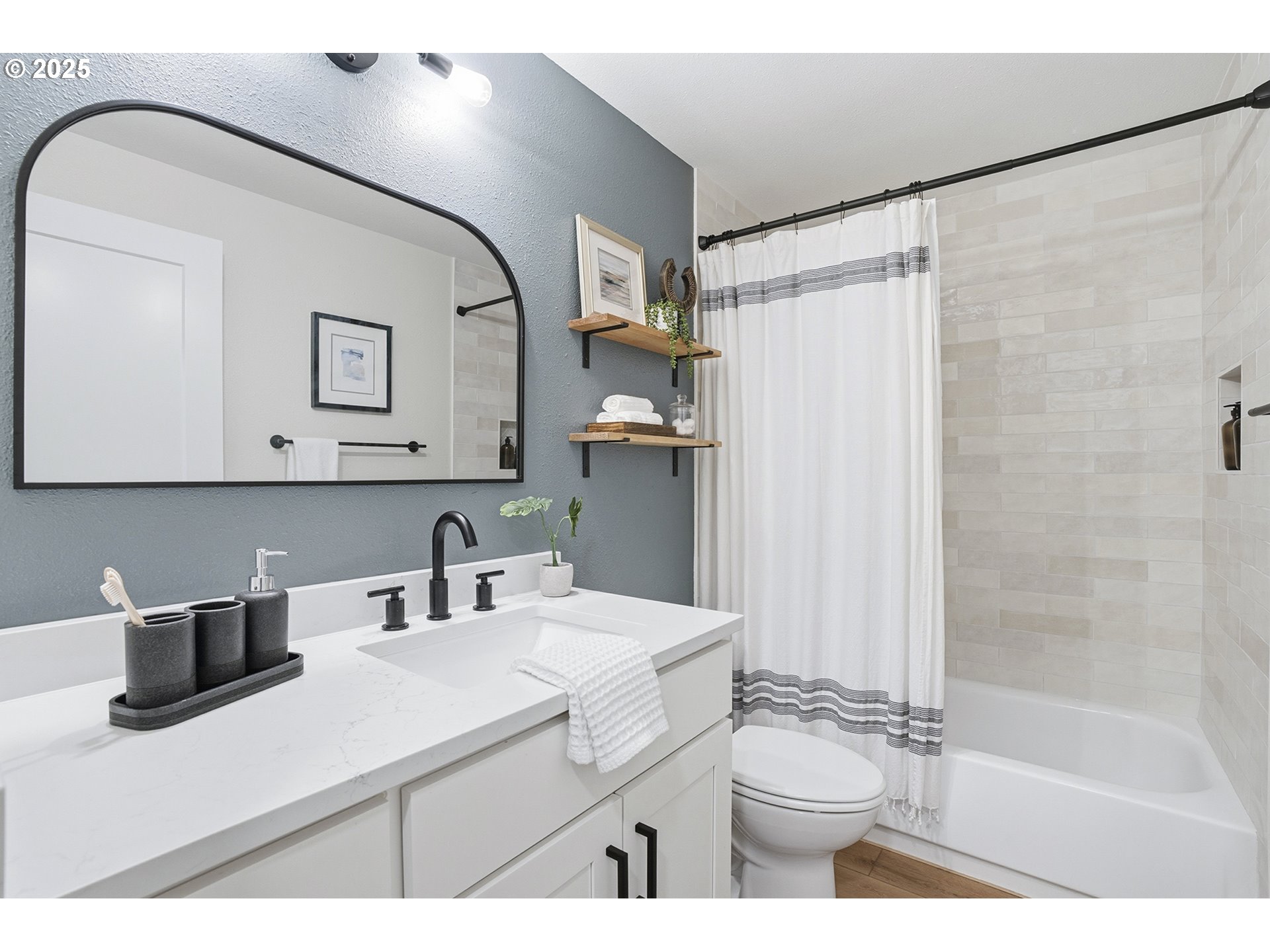 20305 Southwest 86th Avenue Tualatin, OR 97062 - Photo 27 of 43