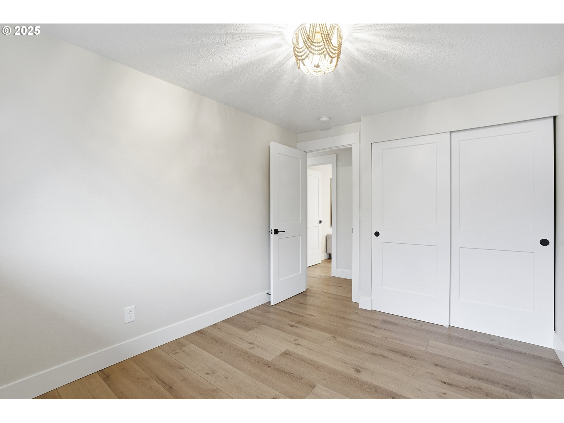 20305 Southwest 86th Avenue Tualatin, OR 97062 - Photo 30 of 43