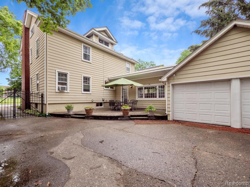 1072 Ridgedale Avenue Birmingham, MI 48009 - Photo 40 of 51