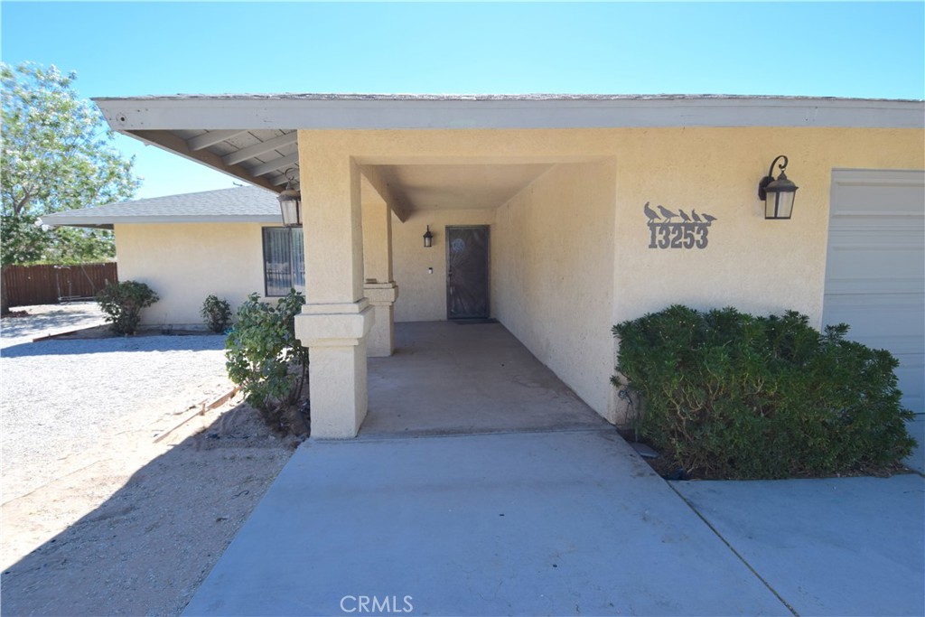 13253 Pocono Road Apple Valley, CA 92308 - Photo 5 of 26