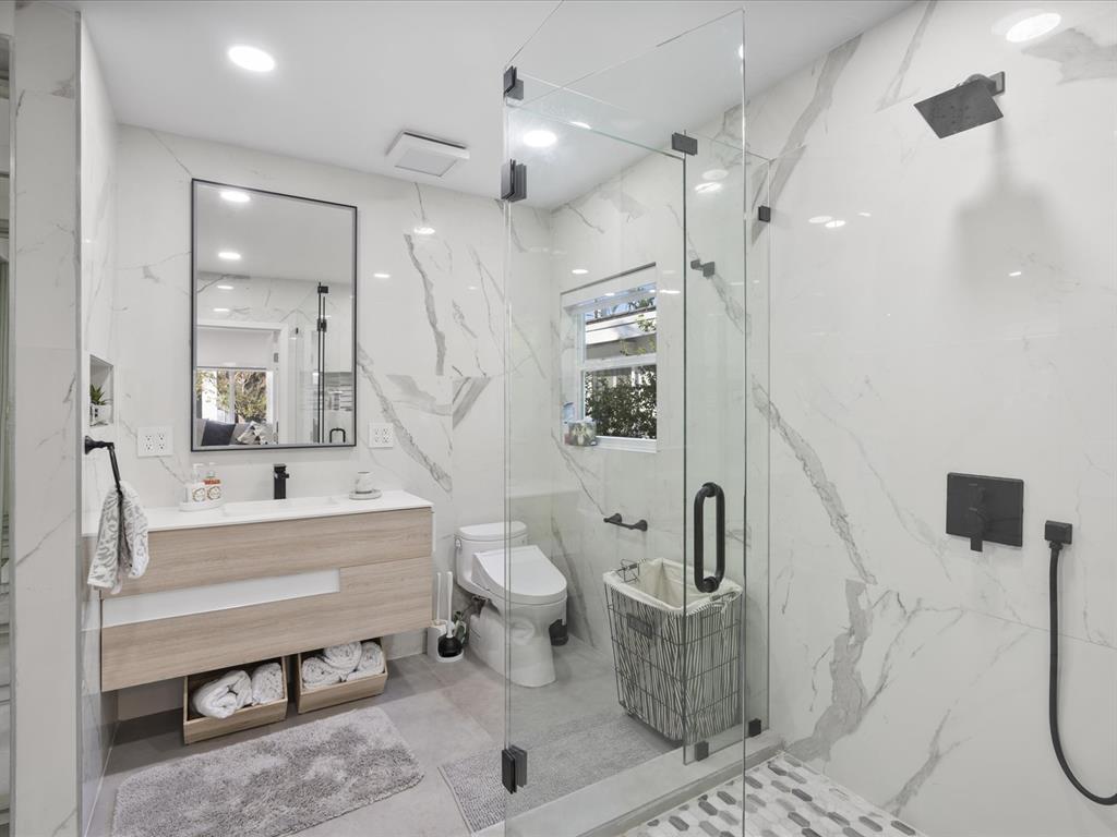 9232 Harding Avenue Surfside, FL 33154 - Photo 17 of 24