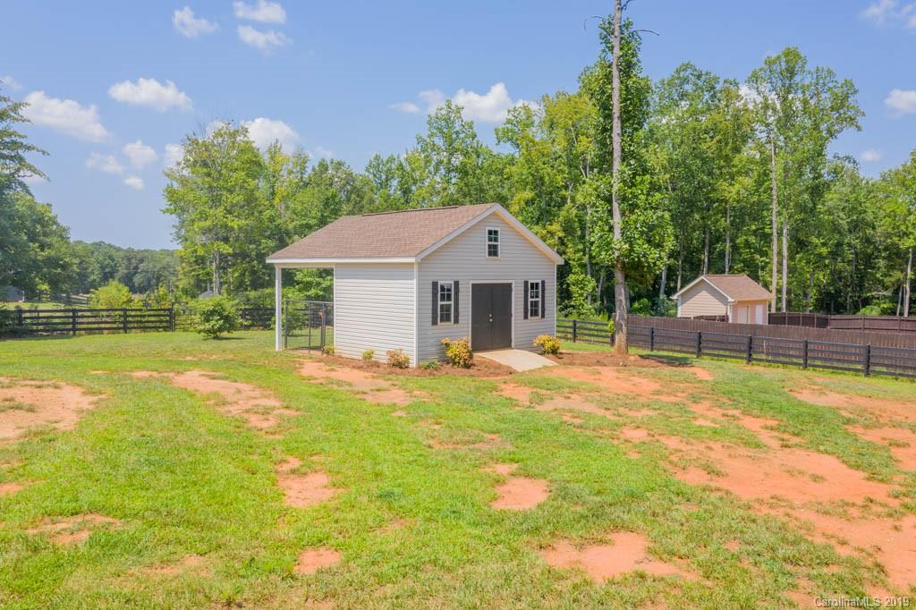3065 Glenmoor Road York, SC 29745 - Photo 6 of 29 Gallery Image 6