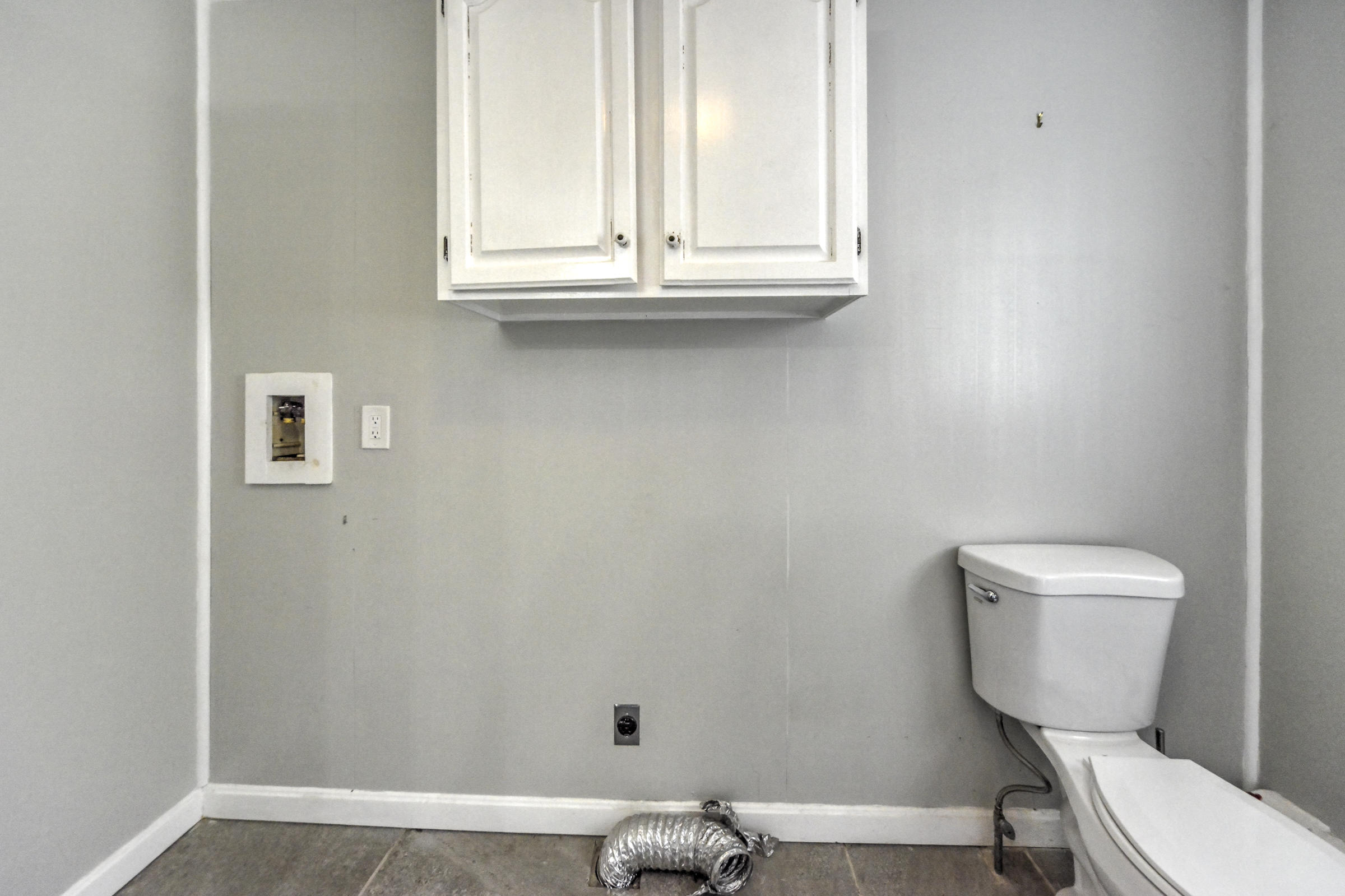 122 Foye Road Wiscasset, ME 04578 - Photo 20 of 45 First Floor Laundry
