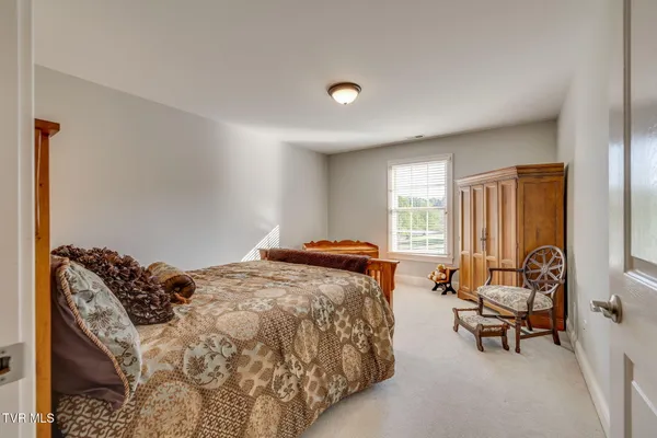 $990,000 | 1 Honeysuckle Court, Johnson City, TN 37615