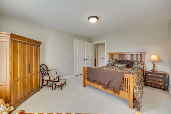 $990,000 | 1 Honeysuckle Court, Johnson City, TN 37615