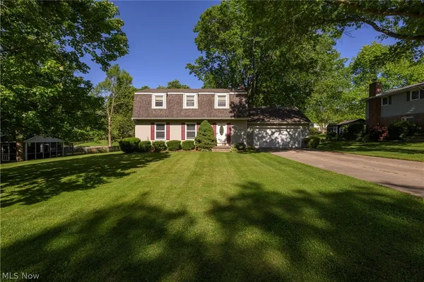 $325,500 | 8820 Concord Drive, Westfield Center, OH 44251