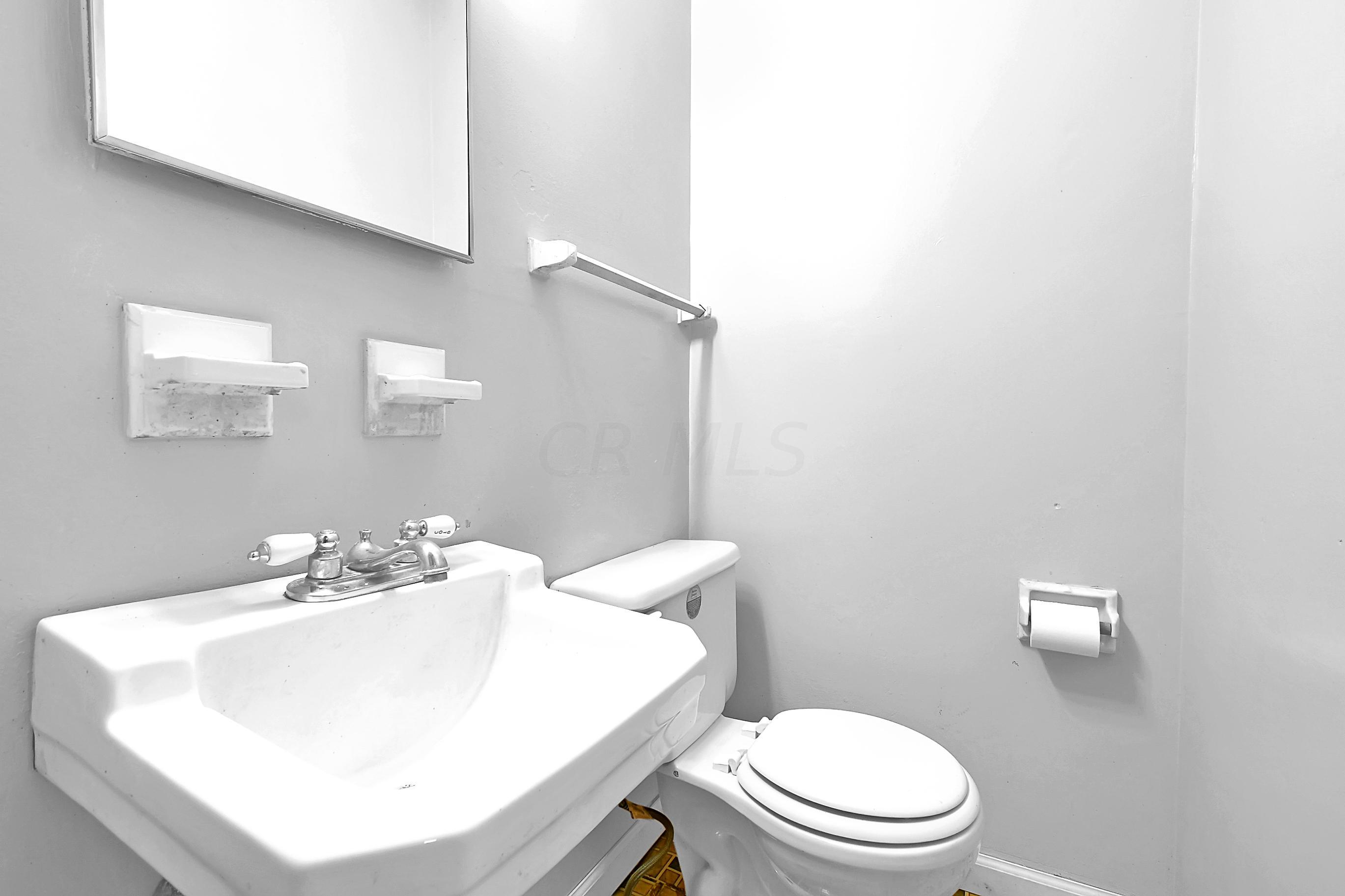 1616 Bostwick Road Columbus, OH 43227 - Photo 12 of 28 Gallery Image 12