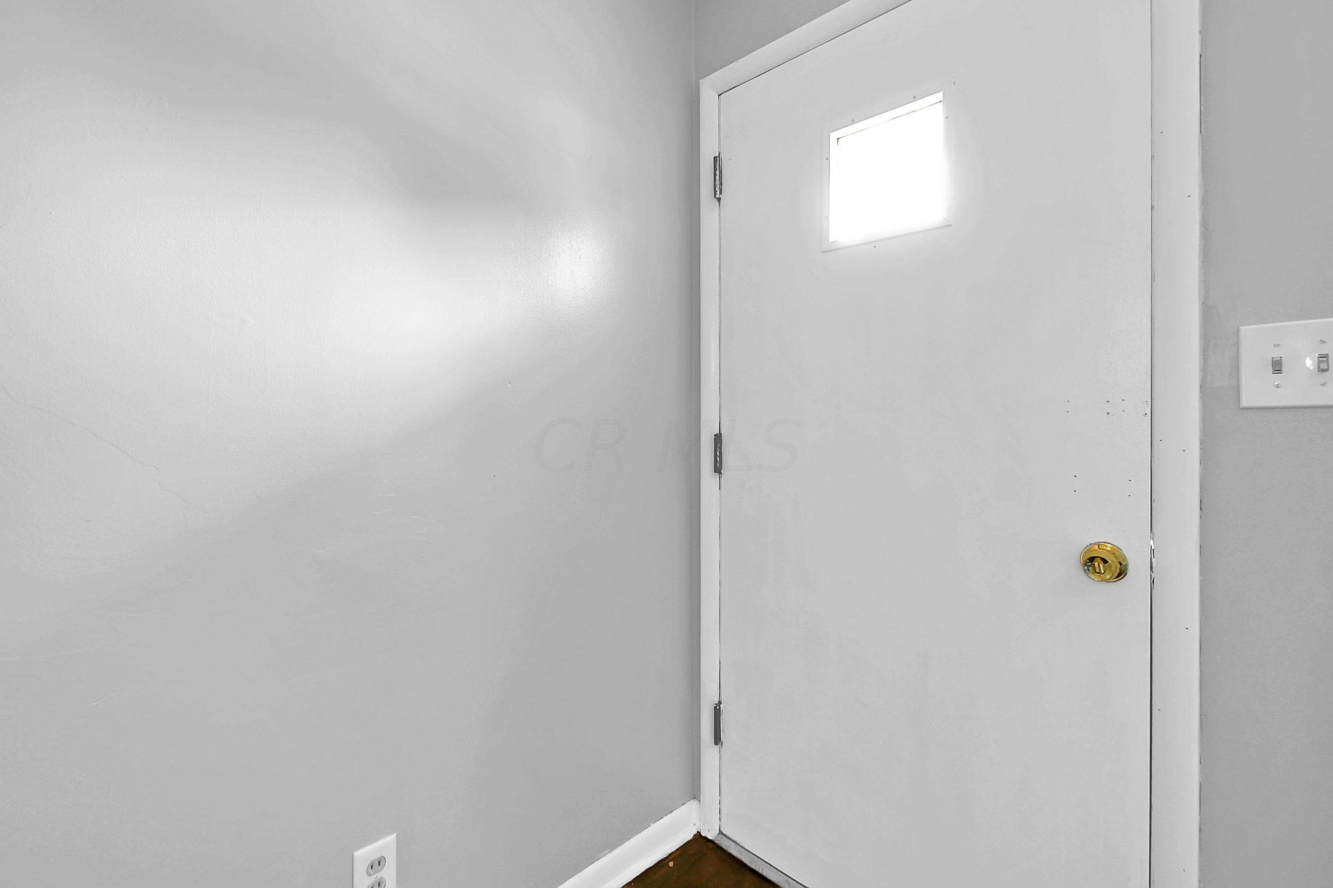 1616 Bostwick Road Columbus, OH 43227 - Photo 2 of 28 Gallery Image 2