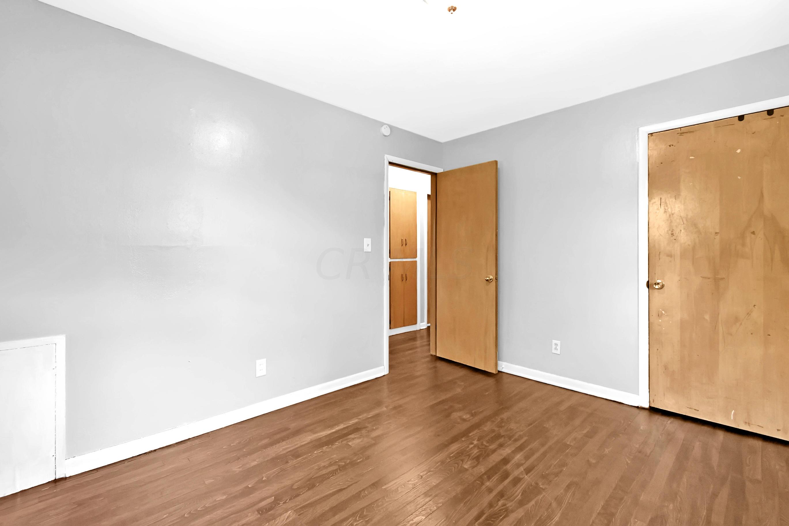 1616 Bostwick Road Columbus, OH 43227 - Photo 10 of 28 Gallery Image 10