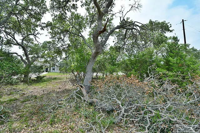 $77,900 | 134 West Pat Dolan, Blanco, TX 78606