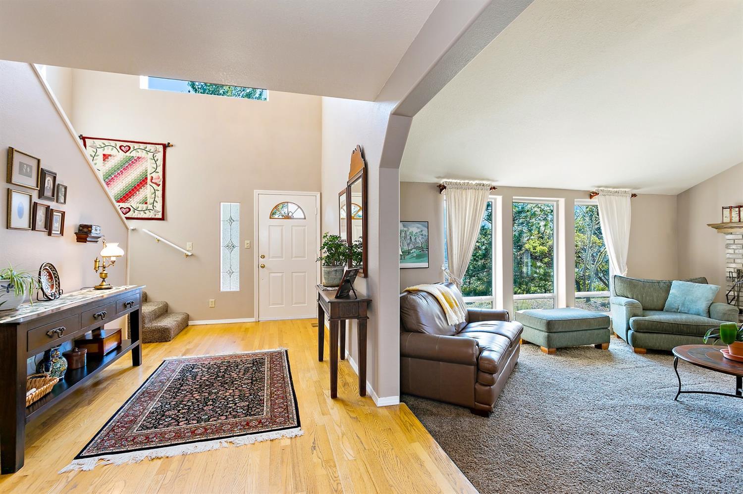 484 Hawk Gulch Road Medford, OR 97501 - Photo 10 of 35 Additional Photo