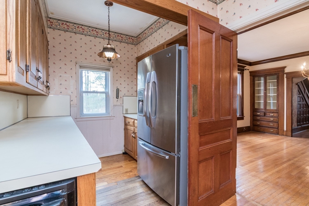 101 Hampden Road East Longmeadow, MA 01028 - Photo 23 of 41