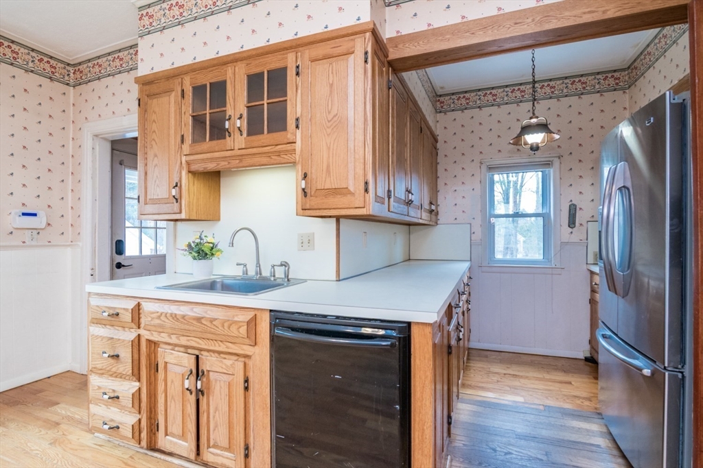 101 Hampden Road East Longmeadow, MA 01028 - Photo 24 of 41