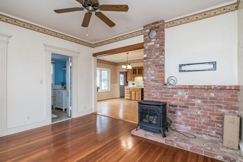 101 Hampden Road East Longmeadow, MA 01028 - Photo 26 of 41