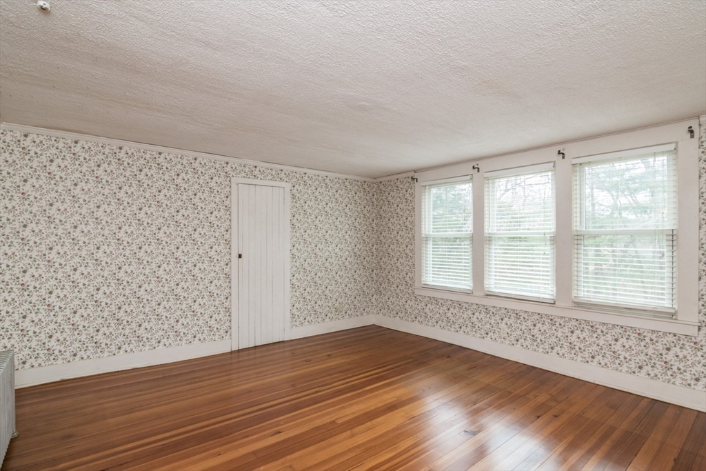 101 Hampden Road East Longmeadow, MA 01028 - Photo 32 of 41