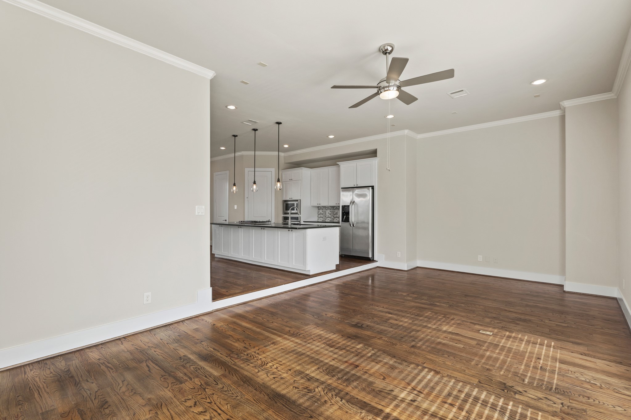 906 West 17th Street, Unit E Houston, TX 77008 - Photo 15 of 36