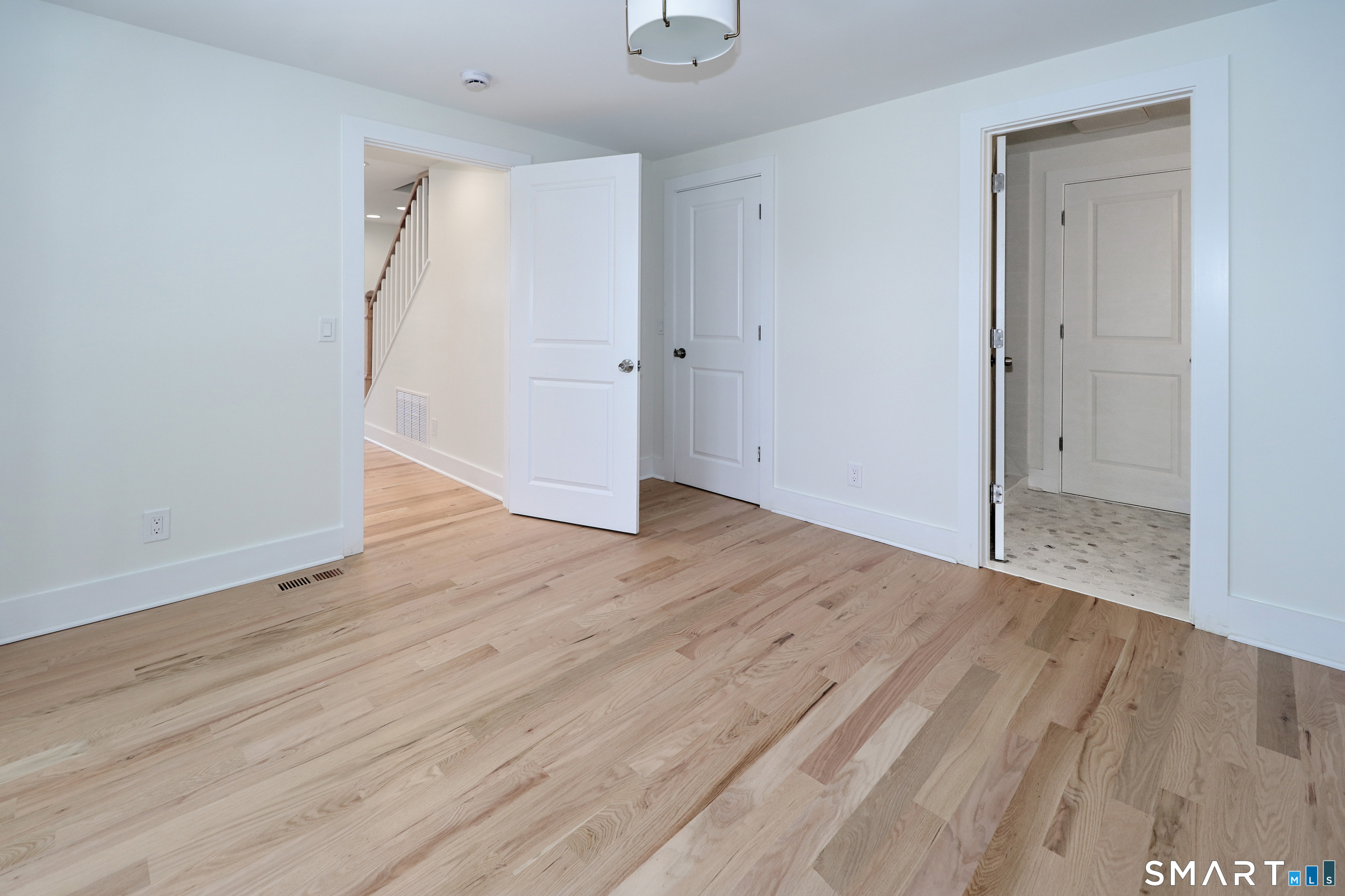 148 Ridgely Avenue Fairfield, CT 06825 - Photo 15 of 37 Primary Bedroom