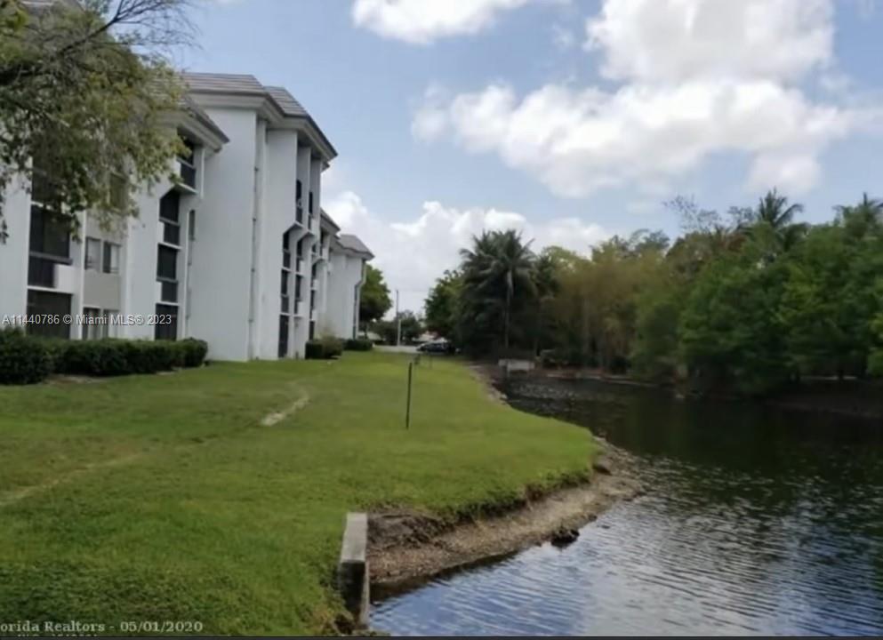 721 North Pine Island Road, Unit 304 Plantation, FL 33324 - Photo 18 of 22