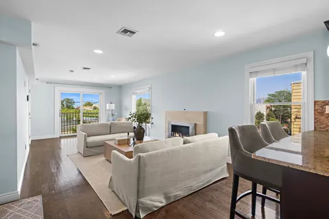 $699,999 | 137 20th Street, Unit 2, Union City, NJ 07087