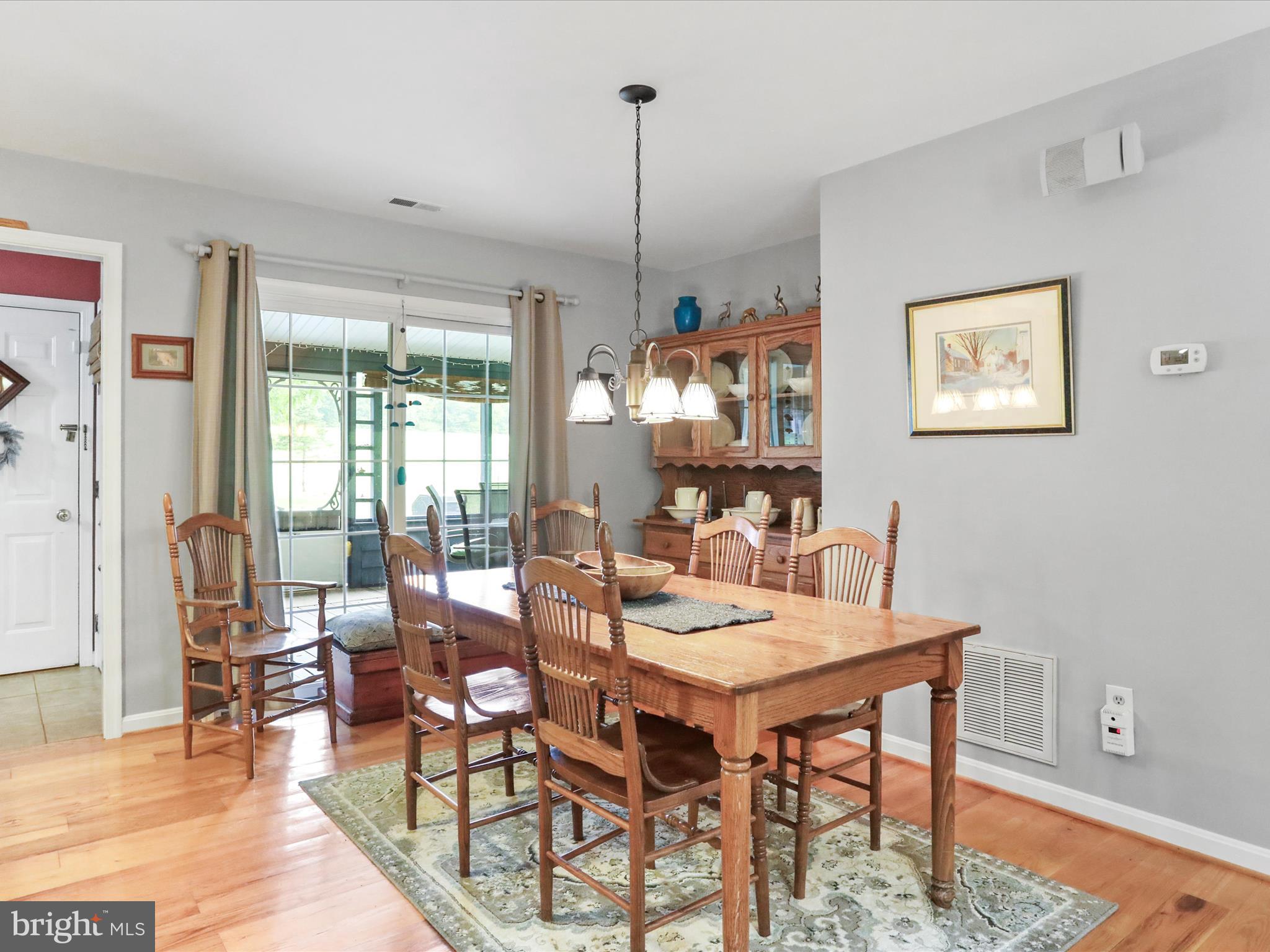 345 Cather Road Berryville, VA 22611 - Photo 9 of 51 Dining area