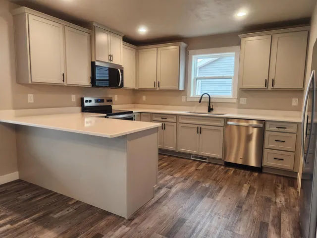 $414,900 | 2017 Red Fox Lane, Kaukauna, WI 54130