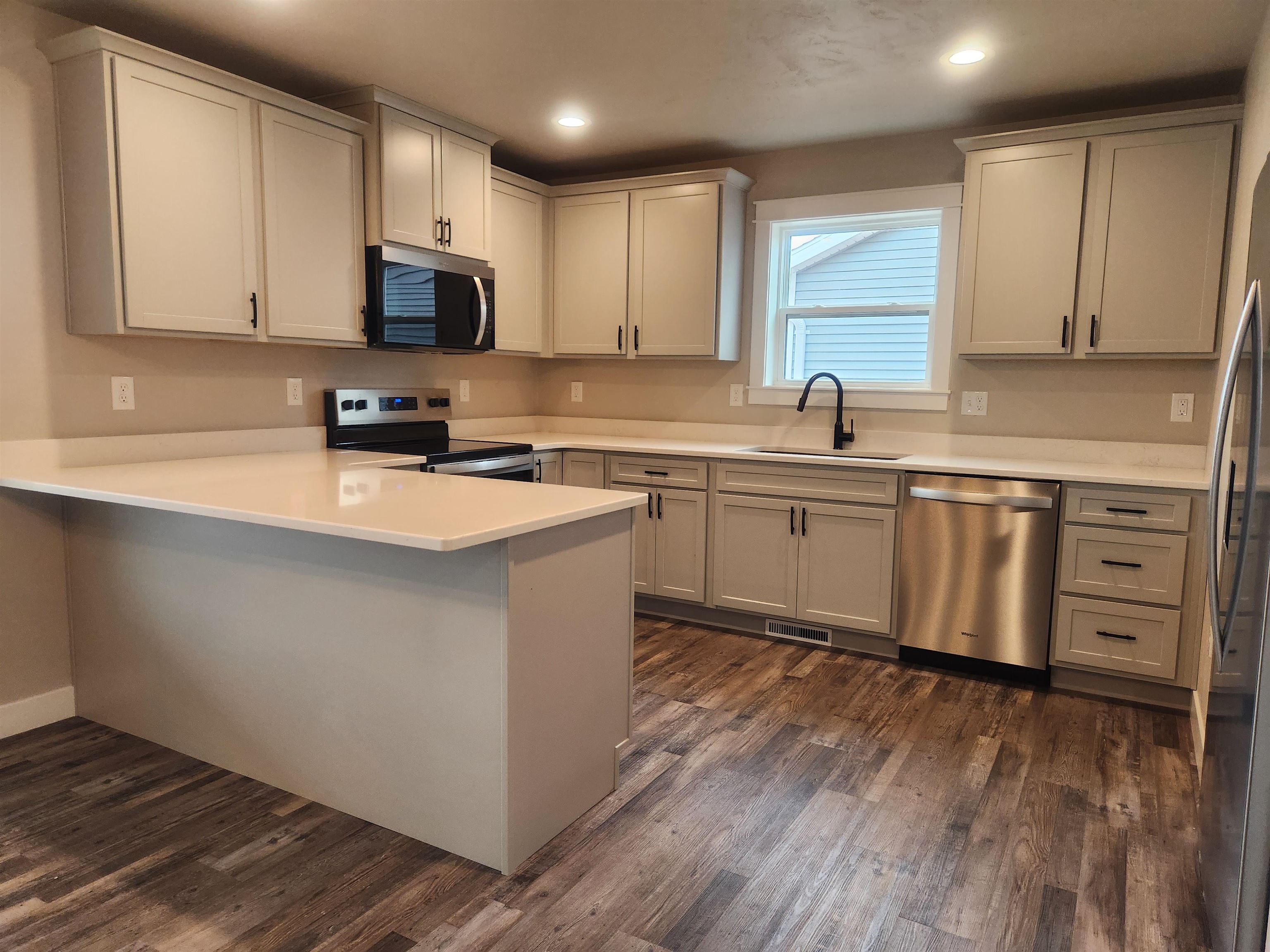 2017 Red Fox Lane Kaukauna, WI 54130 - Photo 5 of 16