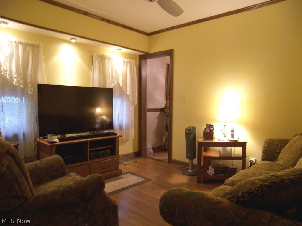 1761 Avalon Road Cleveland, OH 44112 - Photo 16 of 29 First floor den