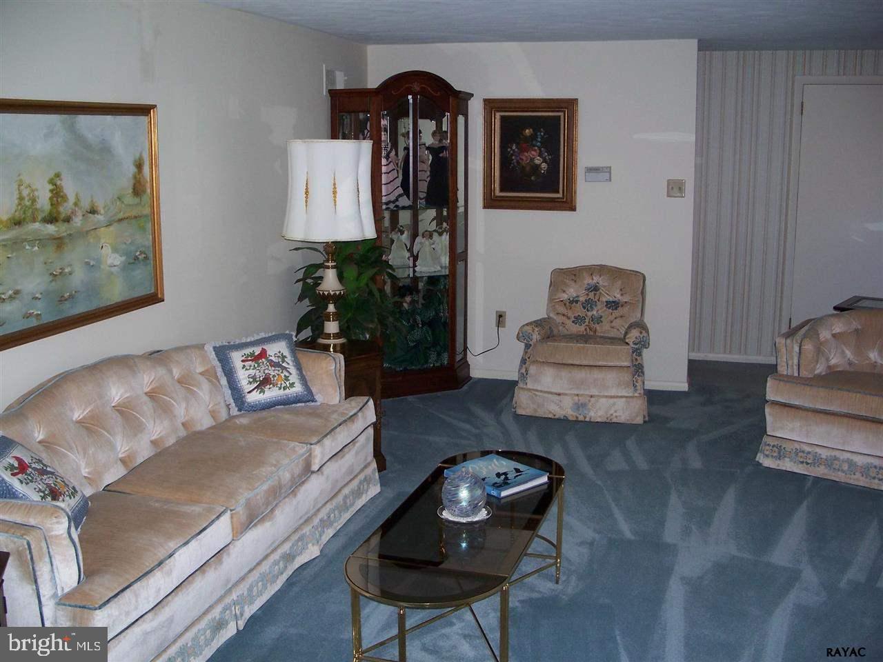 5044 East Prospect Road York, PA 17406 - Photo 12 of 29 Gallery Image 12