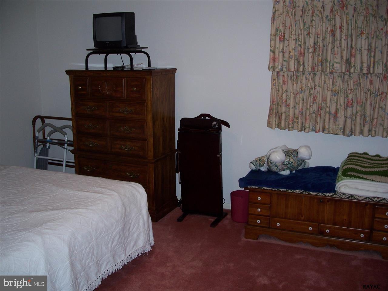 5044 East Prospect Road York, PA 17406 - Photo 14 of 29 Gallery Image 14