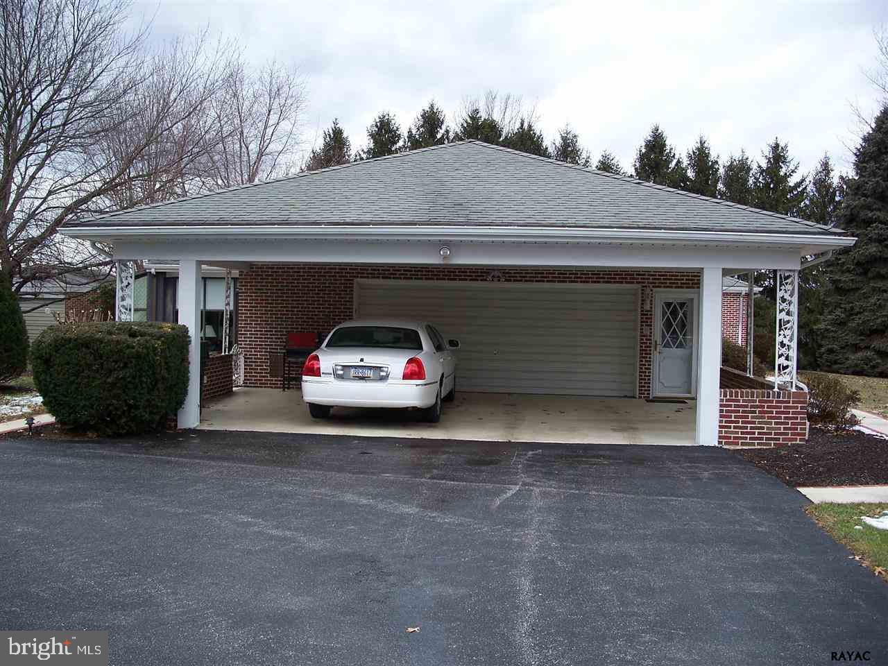 5044 East Prospect Road York, PA 17406 - Photo 3 of 29 Gallery Image 3