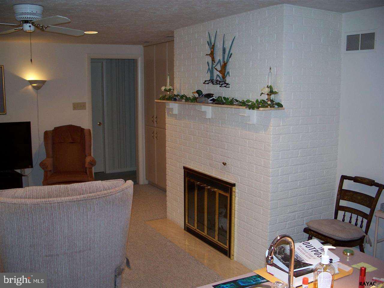 5044 East Prospect Road York, PA 17406 - Photo 9 of 29 Gallery Image 9