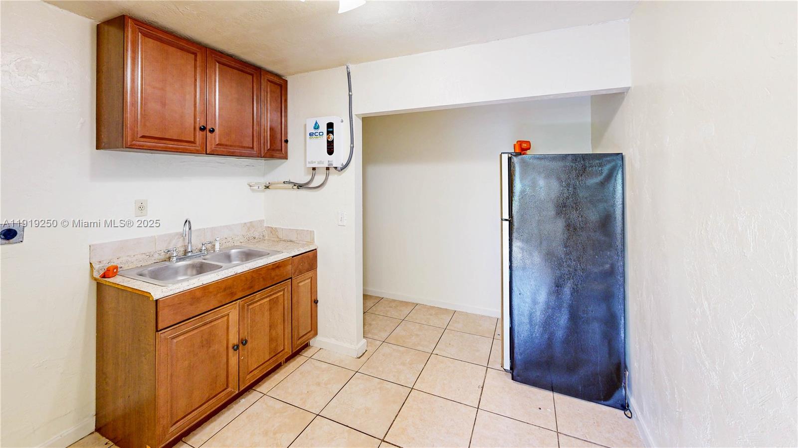 235 Southwest 16th Terrace Homestead, FL 33030 - Photo 13 of 56