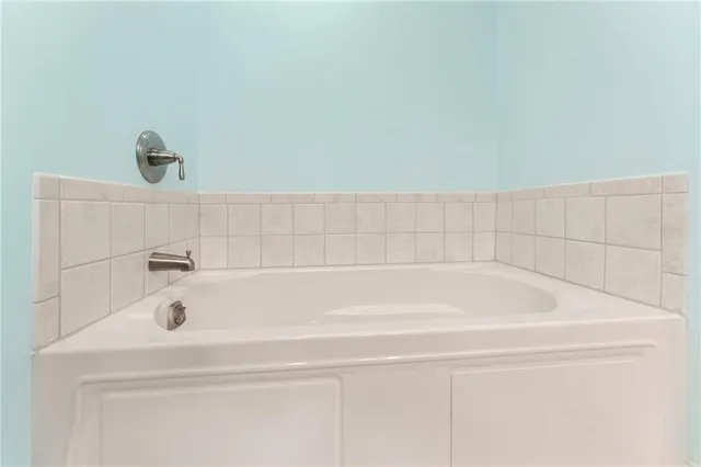 $1,225,000 | 83 Waters Edge Street, Unit 24, Tiverton, RI 02878