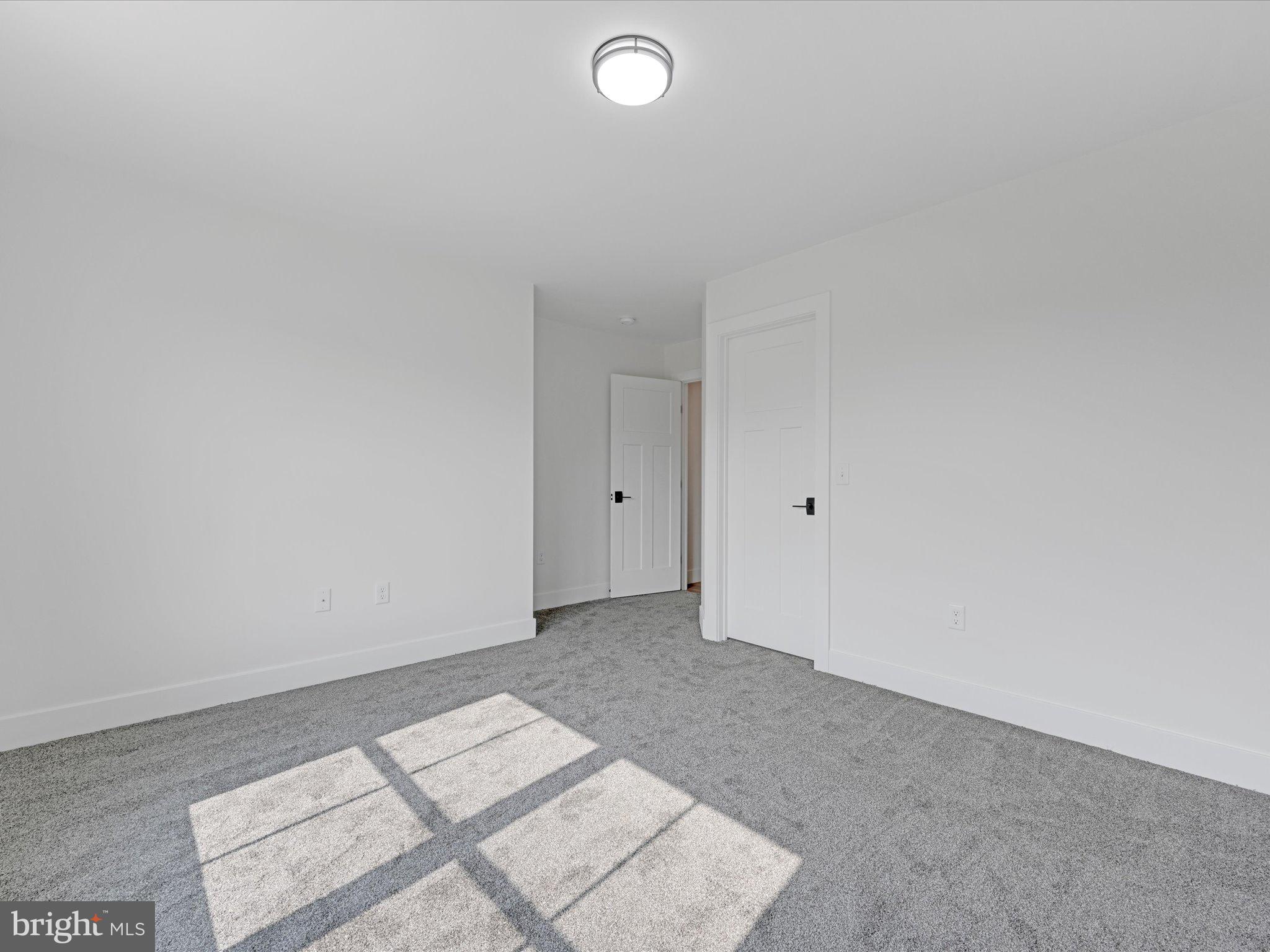 335 Royal Hunt Way Lititz, PA 17543 - Photo 32 of 49 a view of an empty room