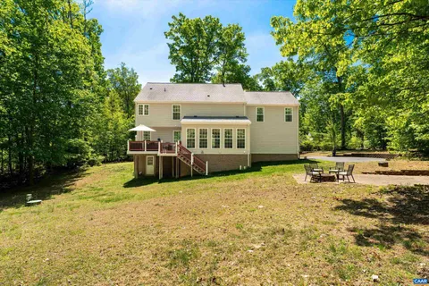 $585,000 | 419 Carter Lane, Louisa, VA 23093