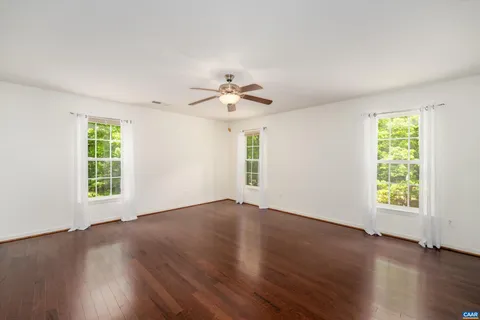 $585,000 | 419 Carter Lane, Louisa, VA 23093