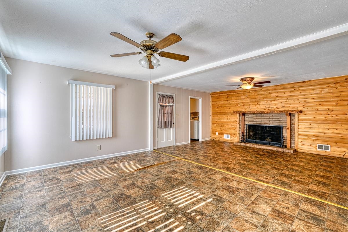 112 Mulberry Street Inman, SC 29349 - Photo 2 of 33 Gallery Image 2