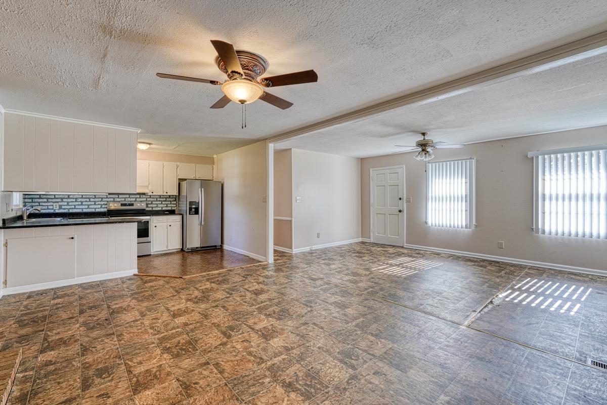 112 Mulberry Street Inman, SC 29349 - Photo 8 of 33 Gallery Image 8