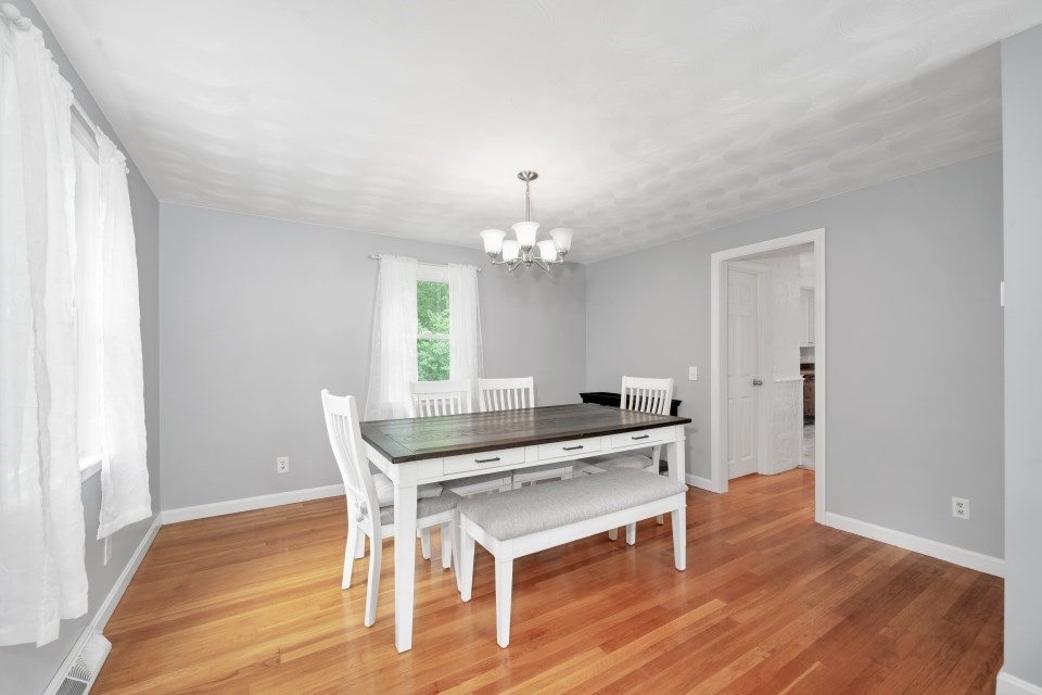 25 Foxtail Road Hanover, MA 02339 - Photo 11 of 23
