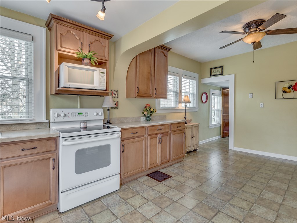 3678 Darrow Road Stow, OH 44224 - Photo 15 of 28 Gallery Image 15