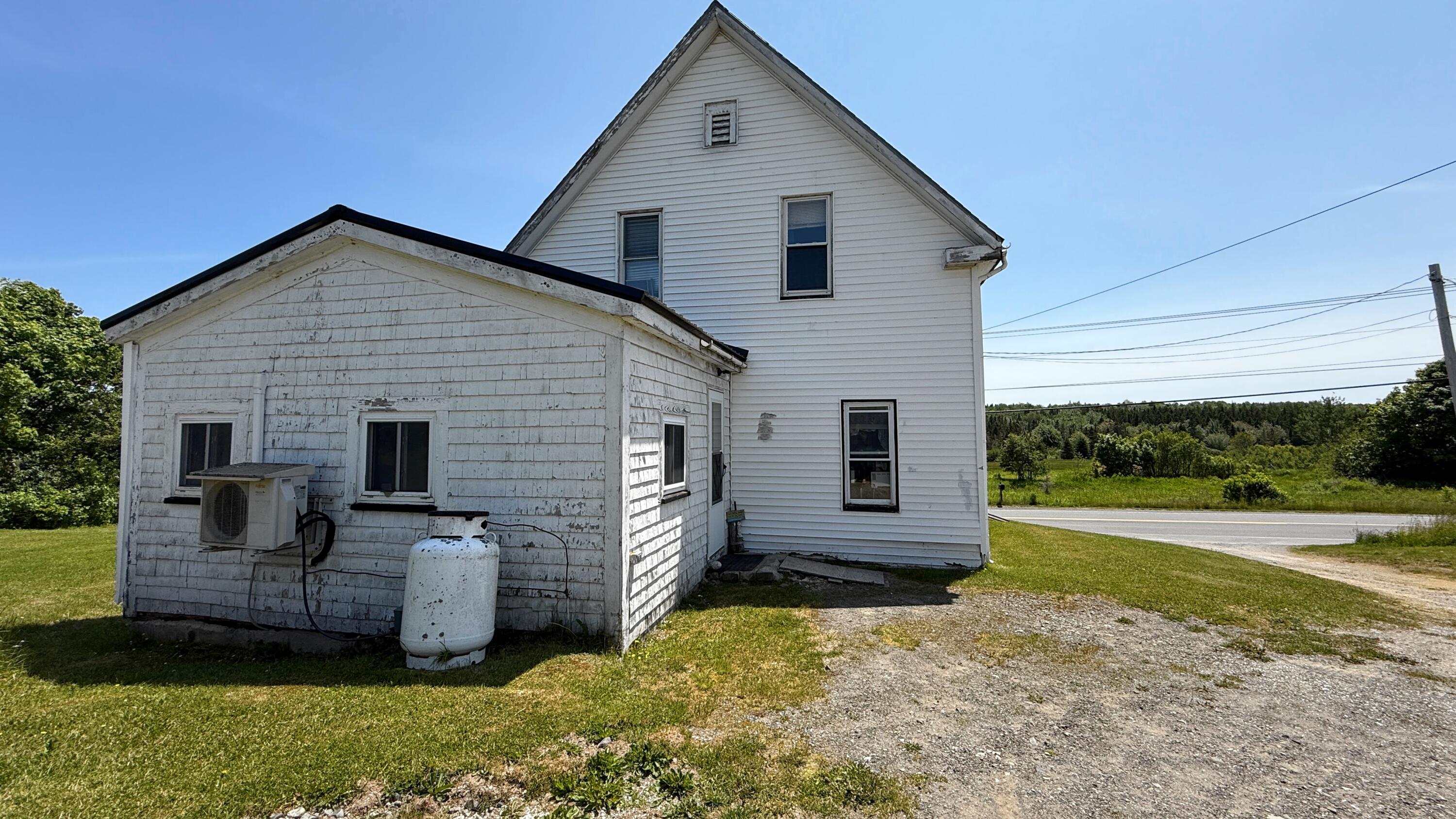 1019 County Road Lubec, ME 04652 - Photo 2 of 25 ApplebyIMG_3769