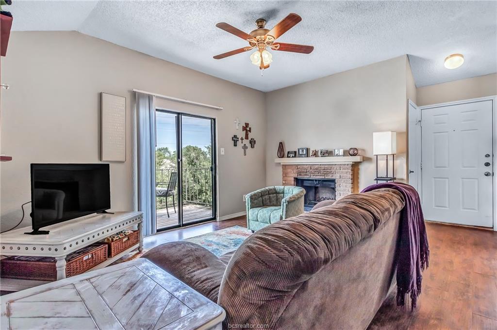 400 Fall Circle, Unit AD College Station, TX 77840 - Photo 5 of 12
