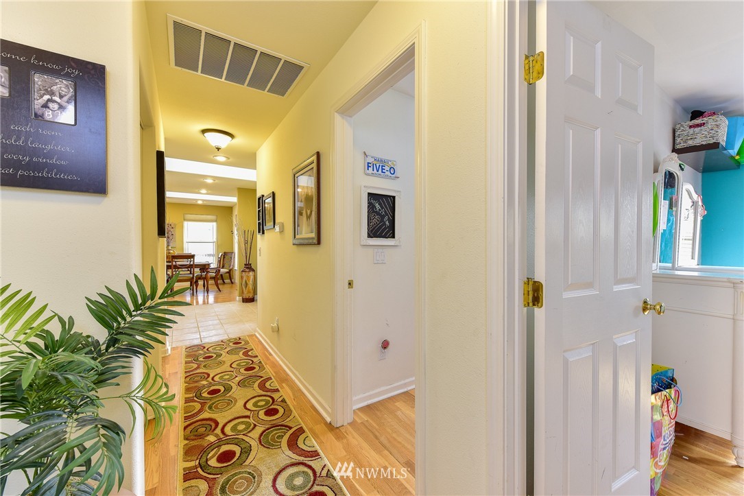 2580 East Smith Road Bellingham, WA 98226 - Photo 13 of 25 Gallery Image 13