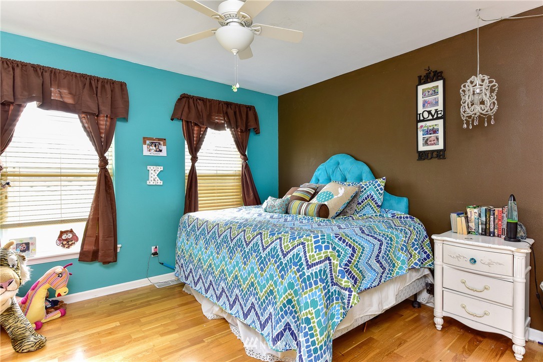2580 East Smith Road Bellingham, WA 98226 - Photo 18 of 25 Gallery Image 18