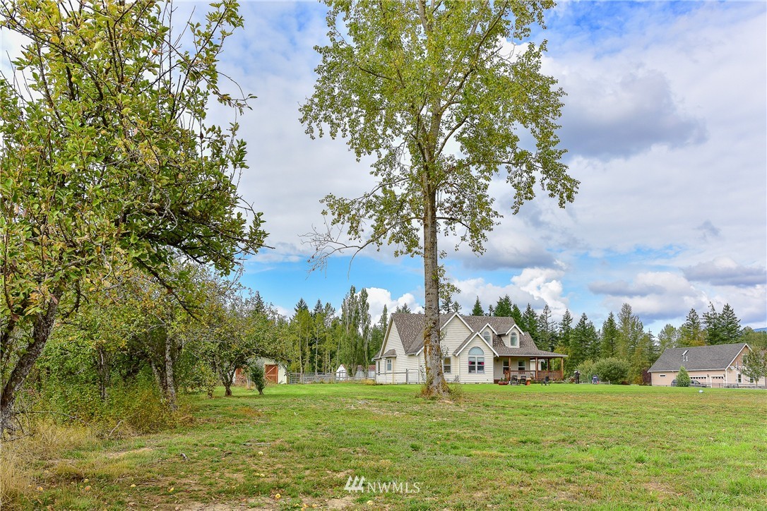 2580 East Smith Road Bellingham, WA 98226 - Photo 23 of 25 Gallery Image 23
