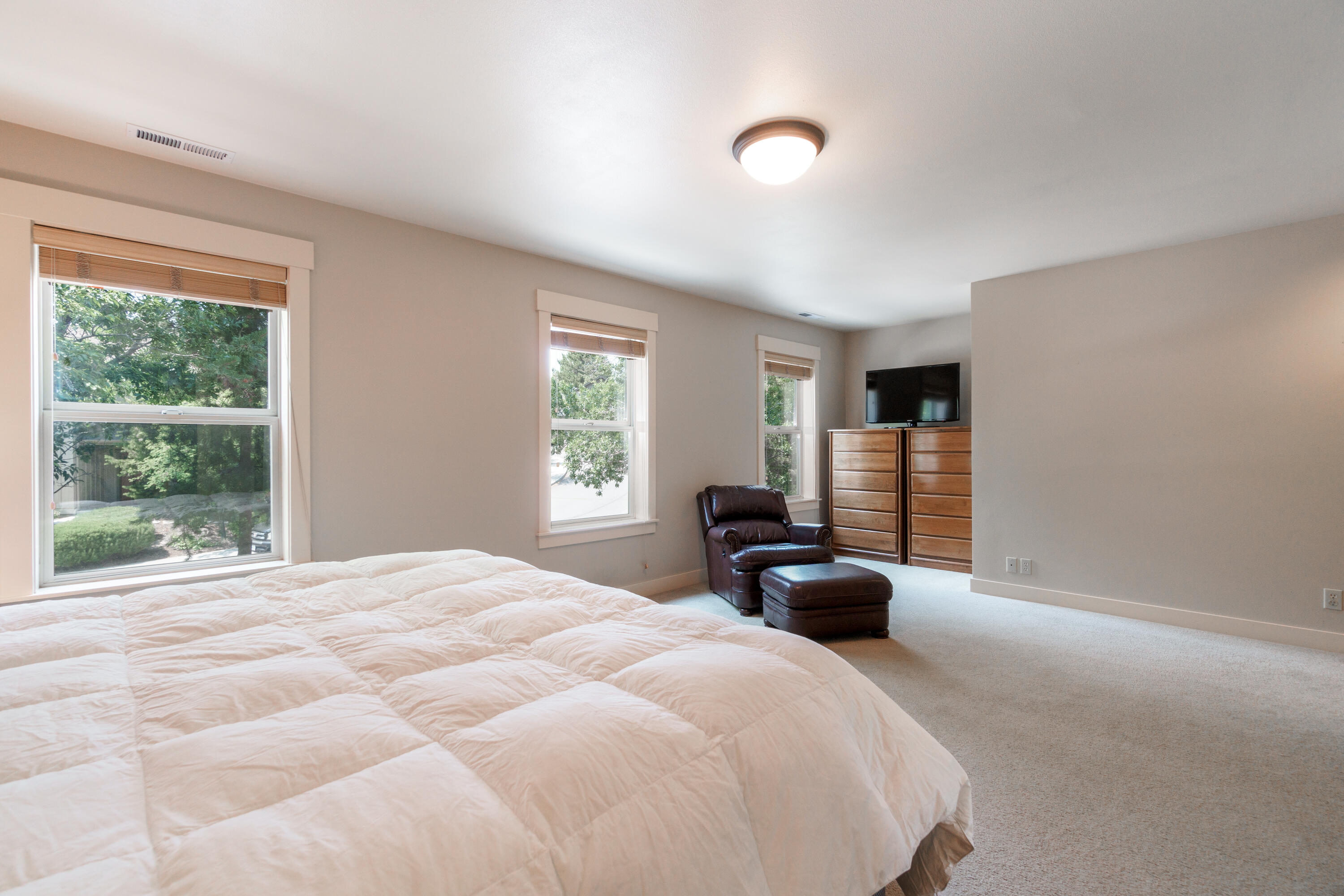 61482 Linton Loop Bend, OR 97702 - Photo 16 of 30 61482LintonLp_PrimaryBedroom3