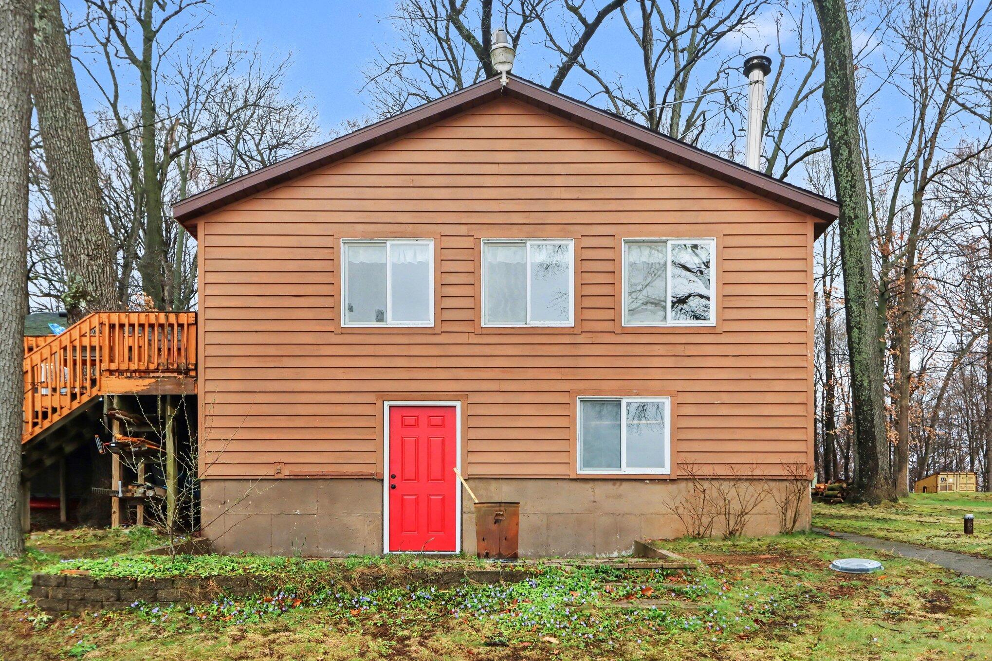 12015 Oakridge Road Plainwell, MI 49080 - Photo 25 of 28 004_file_1889
